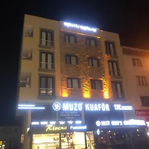 Hypatia Aparthotel